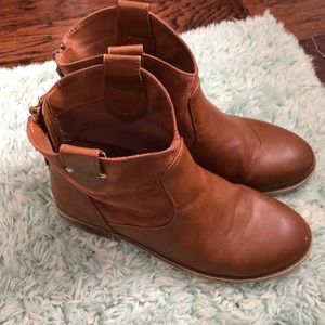 Size Three Cat and Jack Boots